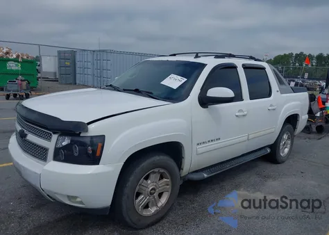 2011 Chevrolet Avalanche Lt z USA, uszkodzony, nr VIN 3GNTKFE3XBG101145